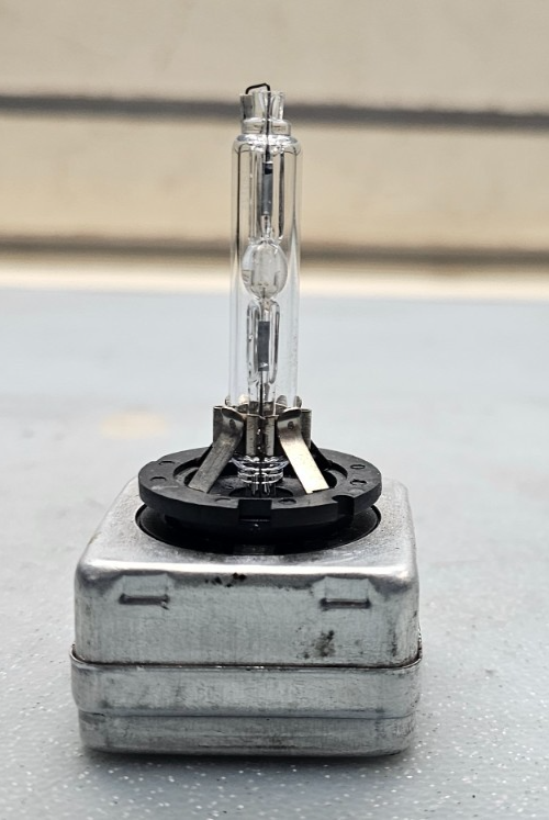 🔥02-14 VOLVO XC90 HID Xenon Headlight Bulb E4 10000K D3S 35W 09J D0T OEM