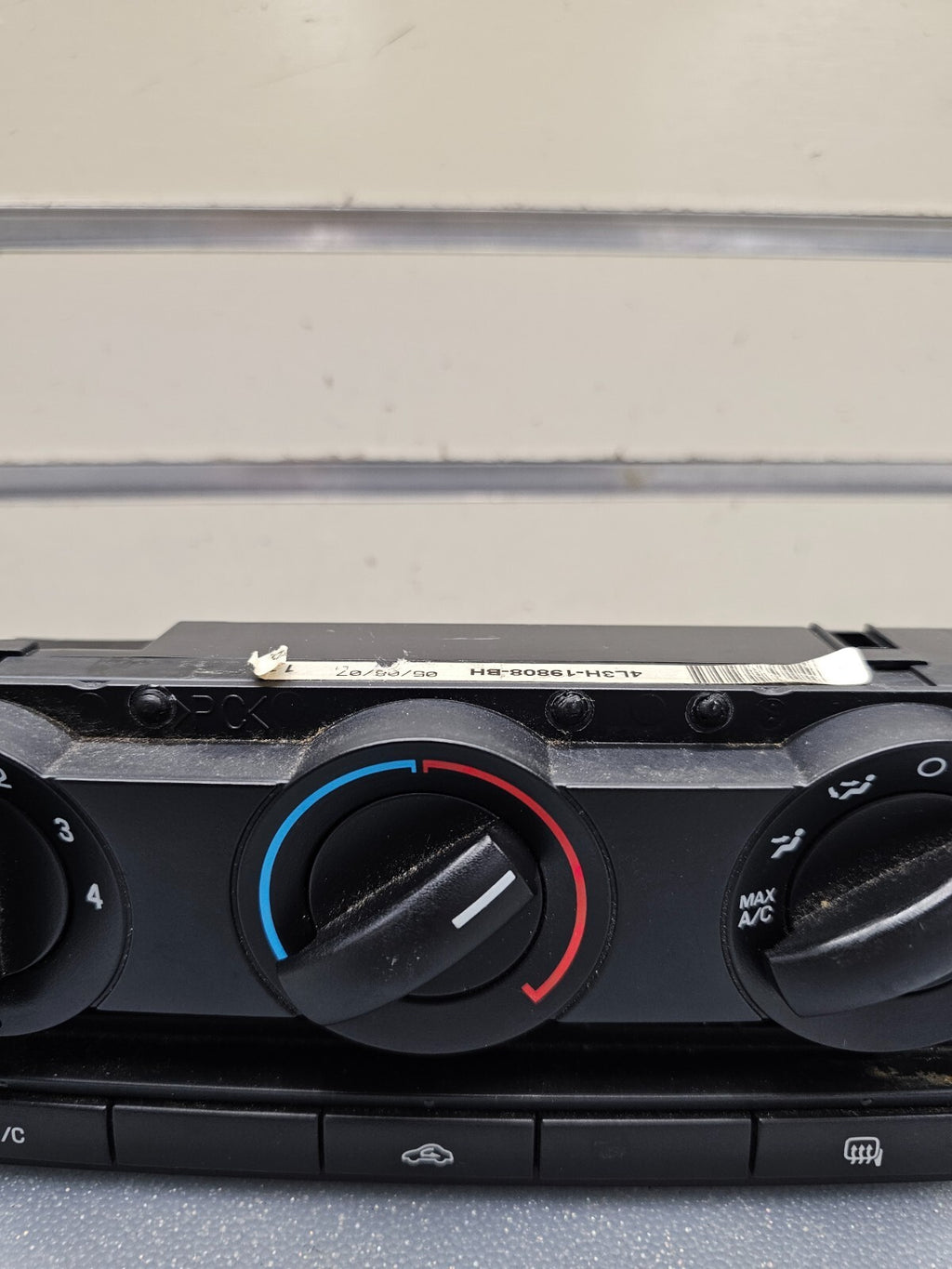 04-08 Ford F150 F250 Dash AC Heater Climate Control Temperature Conditioner OEM