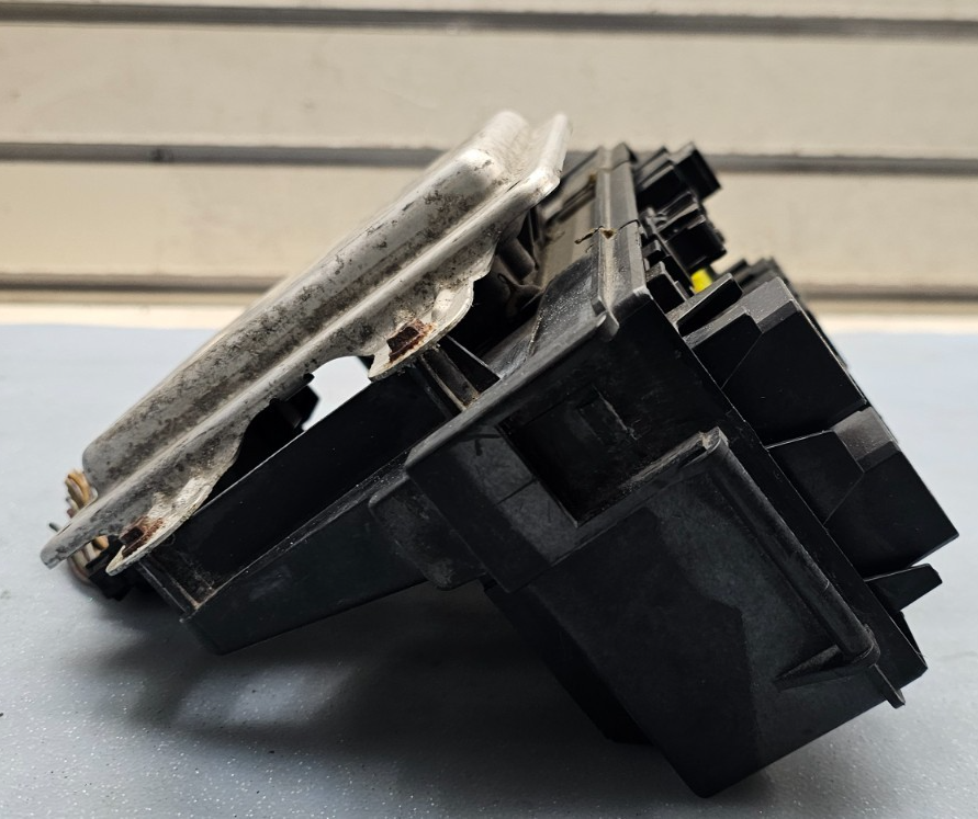 🔥2007 Aspen Durango Engine Wiring TIPM Fuse Relay Box Integrated Power Module