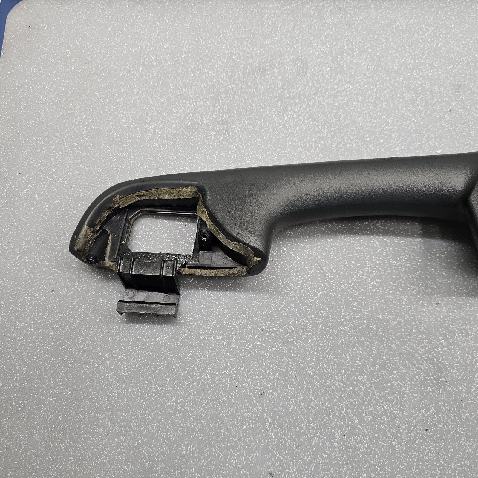 🔥99-06 Chevrolet GMC SilveradoTahoe Rear RIGHT Door Armrest Handle GRAPHITE H3