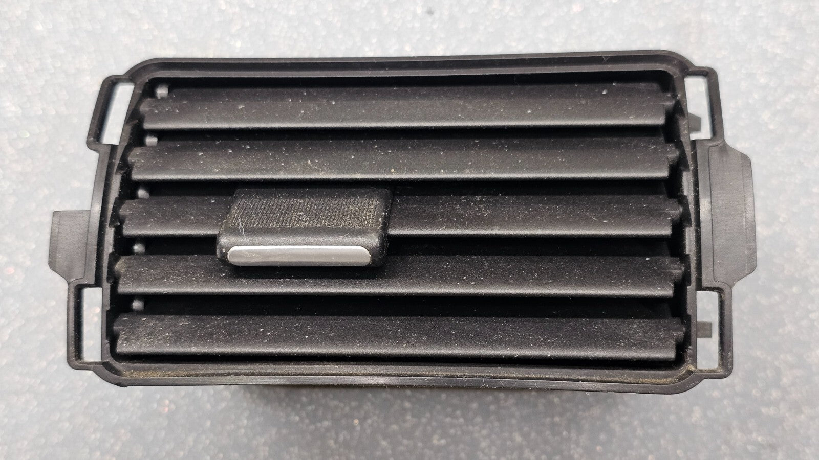 🔥05-07 Ford Five Hundred Sable Dash Left Driver AC A/C Air Vent Heater Panel