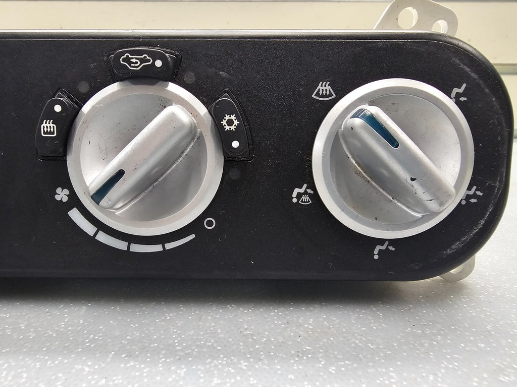 07-09 Patriot Compass Caliber Dash Heater Climate Temperatur Control Conditioner