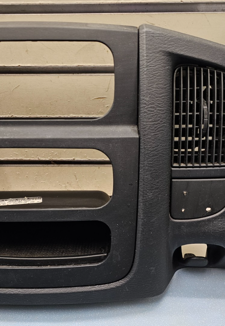 🔥02-05 Dodge RAM Dash RADIO Bezel Climate Trim Panel   Vents Storage BLACK B10