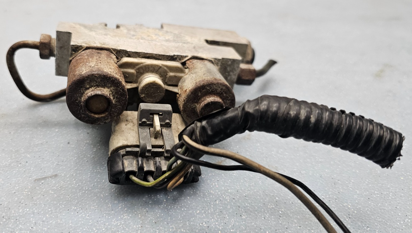 🔥98-01 DODGE RAM 1500 2500 DAKOTA DURANGO ABS BRAKE PROPORTIONING VALVE OEM/DR