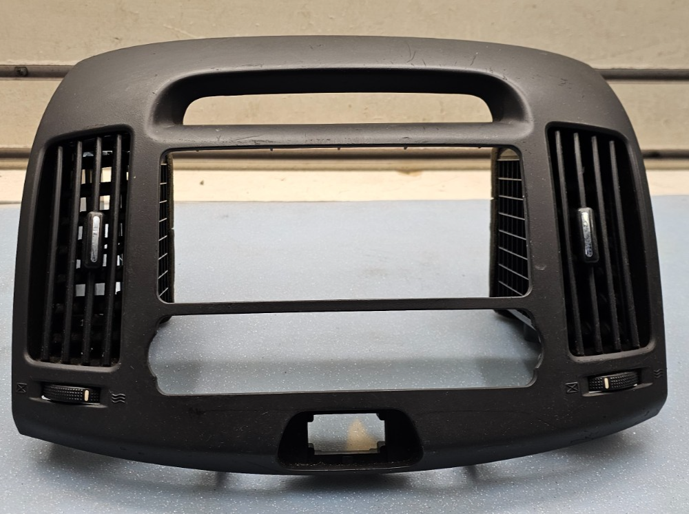 🔥07-10 Elantra Dash FM Radio Display Stereo Bezel Trim Instrument Panel Black
