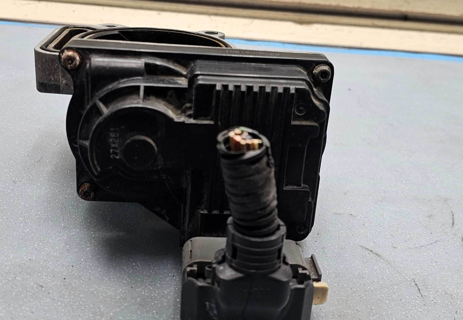 🔥05-09 Buick Lacrosse Lucerne Grand Prix 3.8L Throttle Body Assembly