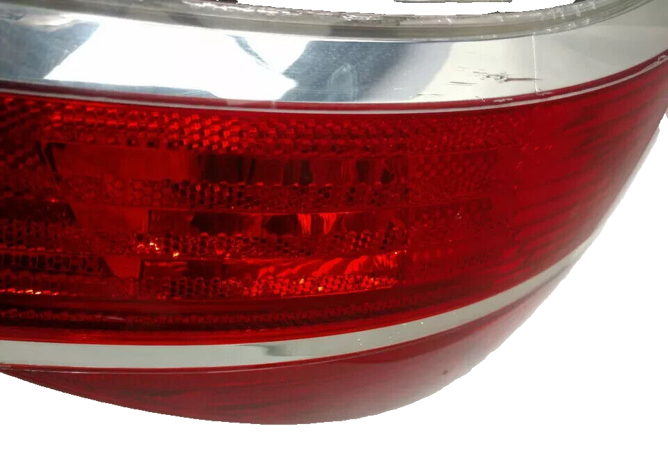 07-10 Saturn Outlook Rear Outer Left Driver Tail Brake Stop Light Lamp Assembly