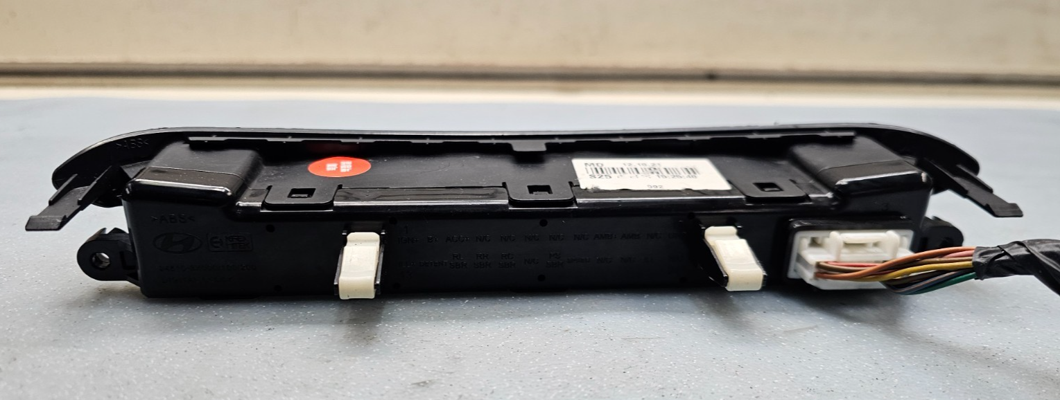 🔥2014-2015 HYUNDAI ELANTRA SEDAN DASH DIGITAL CLOCK OEM BLACK