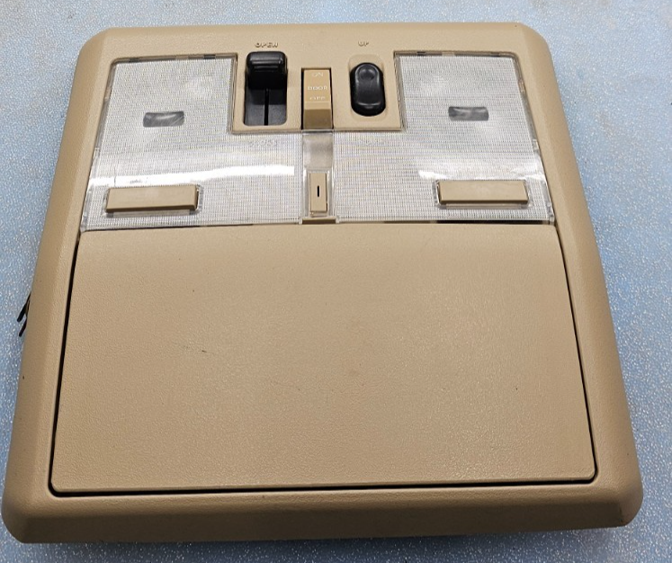 🔥04-08 Nissan Maxima Overhead Console Dome Map Light Switch Holder Assembly Tan