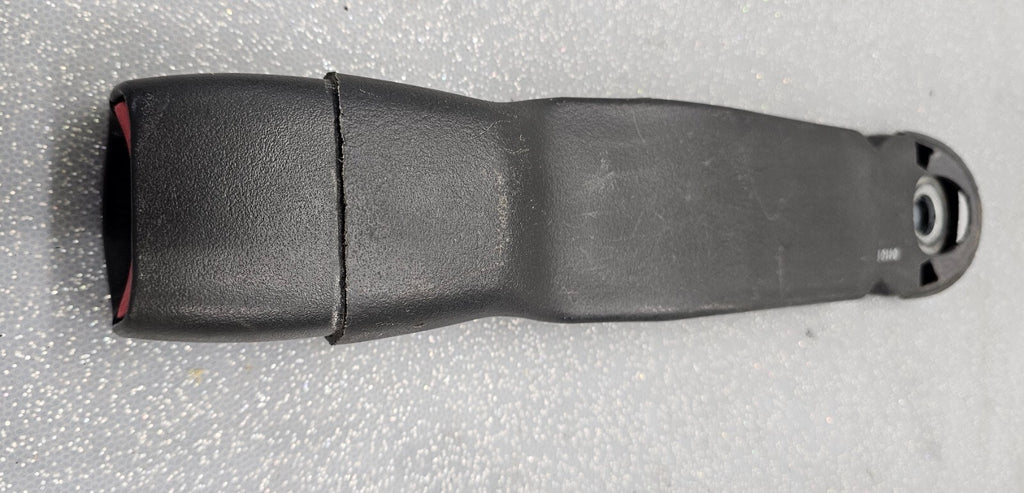 🔥99-02 Chevy Silverado Tahoe Suburban Sierra Front Center Seat Belt Buckle OEM
