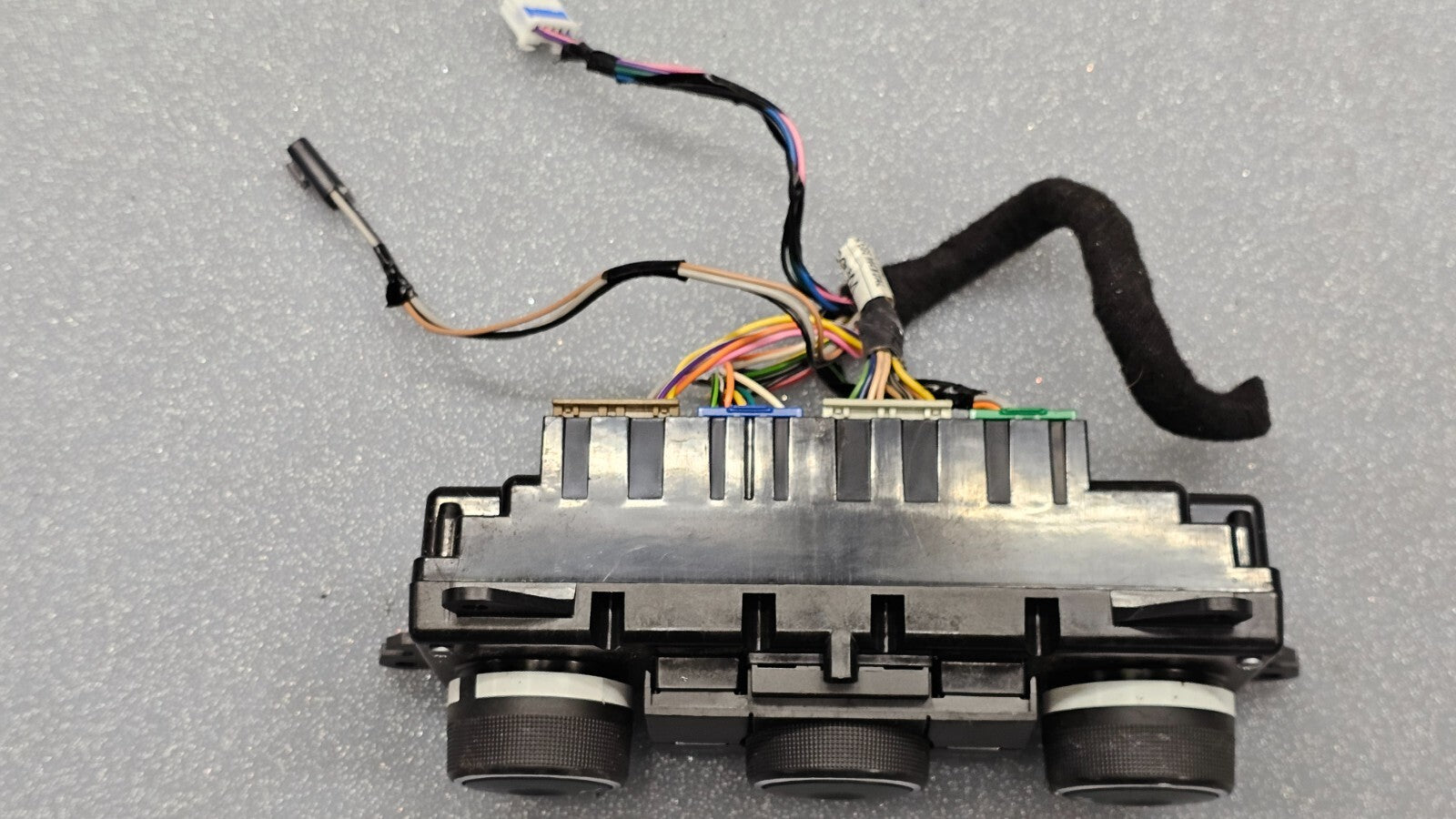 🔥09-12 CHEVY TRAVERSE DASH CENTER AC HEATER CLIMATE TEMPERATURE CONTROL UNIT