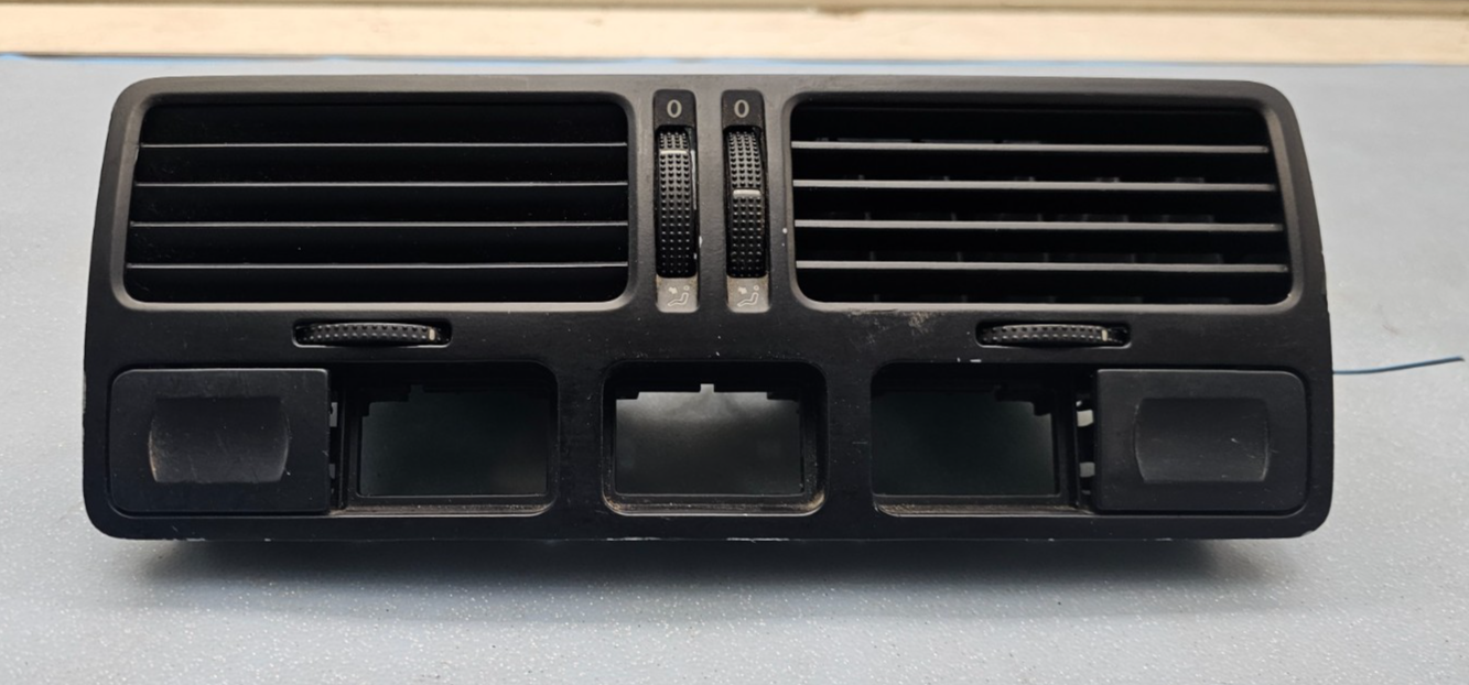🔥99-05 Volkswagen Jetta Center Dash AC A/C HVAC Air Vents Heater Bezel Black