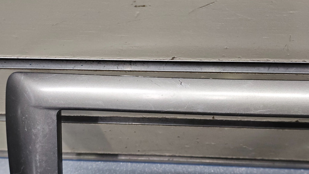 🔥08-14 FORESTER IMPREZA CENTER DASH AM FM RADIO STEREO BEZEL TRIM PANEL SILVER