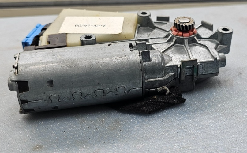 🔥04-08 AUDI A4 SEDAN SUN ROOF SUNROOF MOTOR OEM