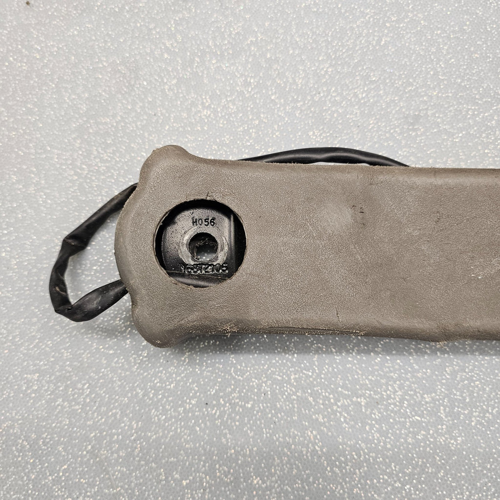 🔥03-10 CHEVY EXPRESS GMC SAVANA RH PASSENGER SEAT BELT BUCKLE LATCH RECEIVER
