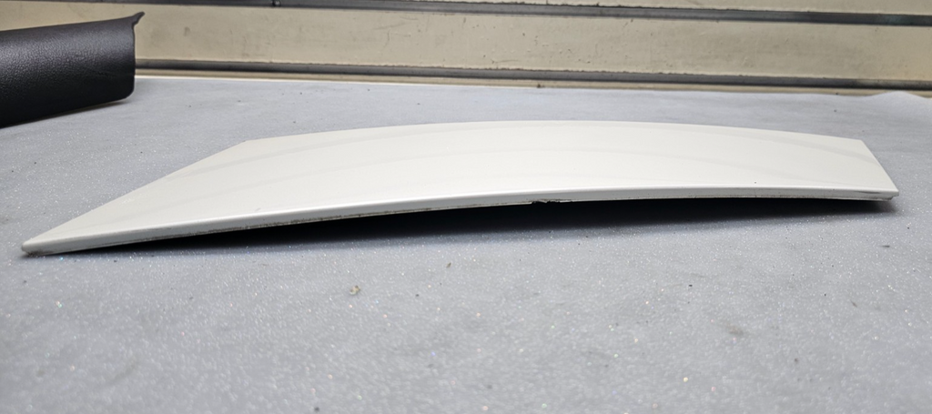 🔥08-12 BUICK ENCLAVE REAR LEFT DRIVER WINDOW APPLIQUE MOLDING PILLAR SILVER