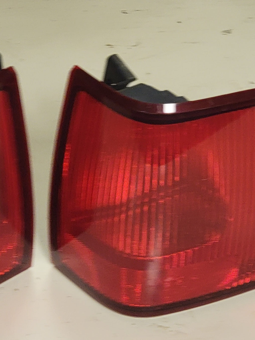 🔥2003-2006 LINCOLN NAVIGATOR TAIL LIGHT SET