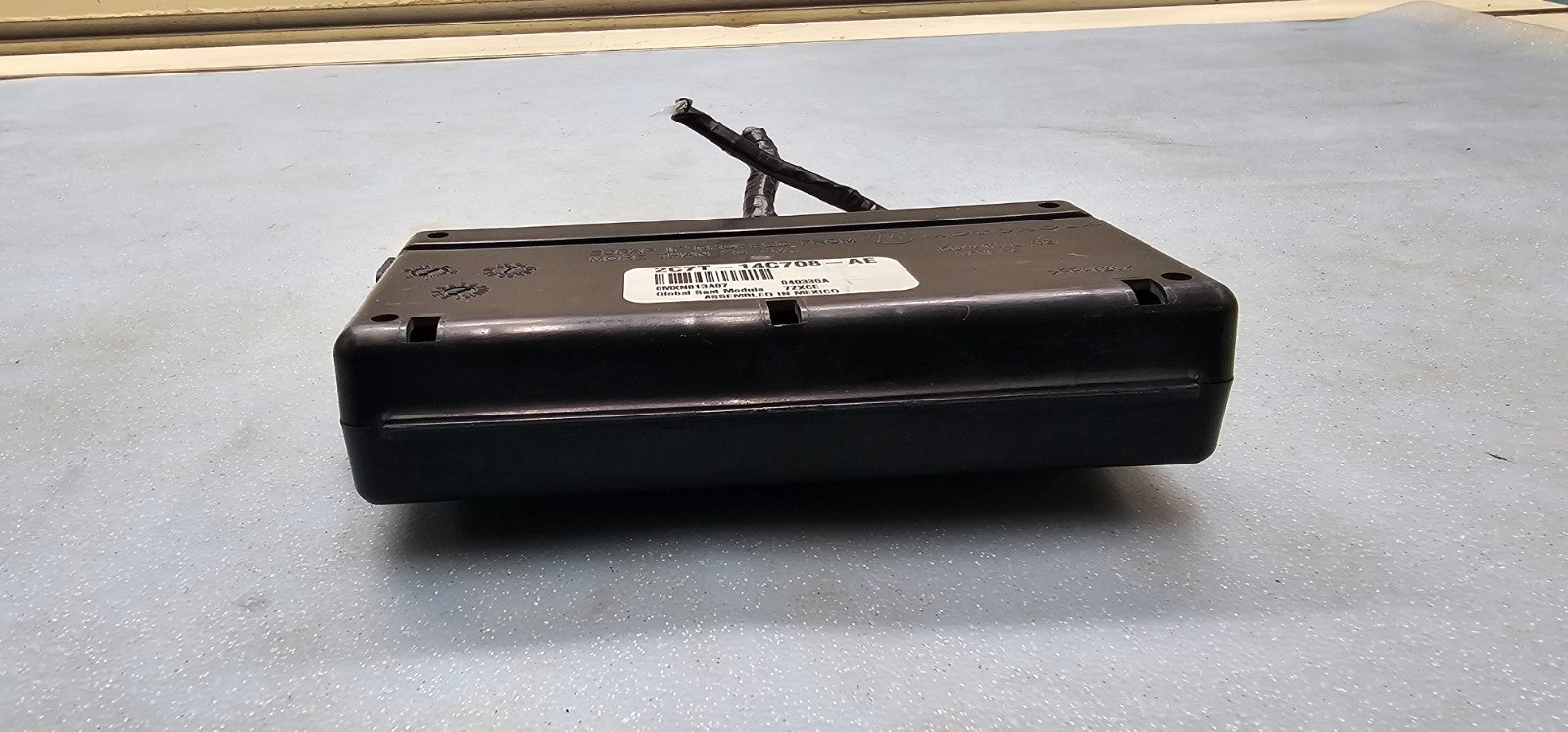 04-08 Ford F-150 02-05 Explorer Mountaineer Power Seat Memory Control Module OEM