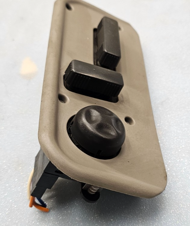 🔥00-02 CHEVY SUBURBAN TAHOE SILVERADO 8 WAY PASSENGER SEAT SWITCH DARK TAN OEM