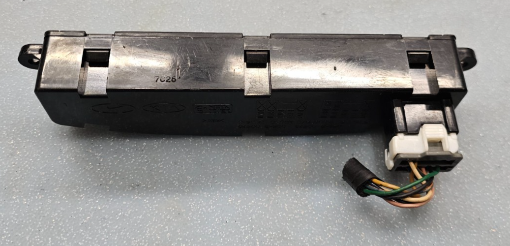 🔥03-06 Kia Spectra Dash Instrument Panel Digital Clock Screen Time Display OEM