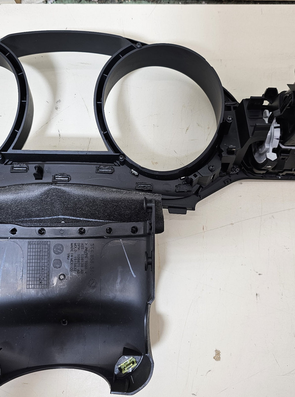 🔥11-14 Volkswagen Jetta Speedometer Instrument Cluster Dash Bezel Air Vent Trim