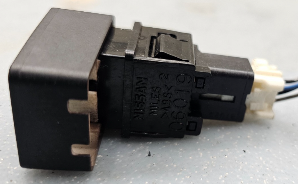 🔥07-21 VERSA NV 200 Hazard Light Emergency Flasher Switch Hatchback BLACK OEM