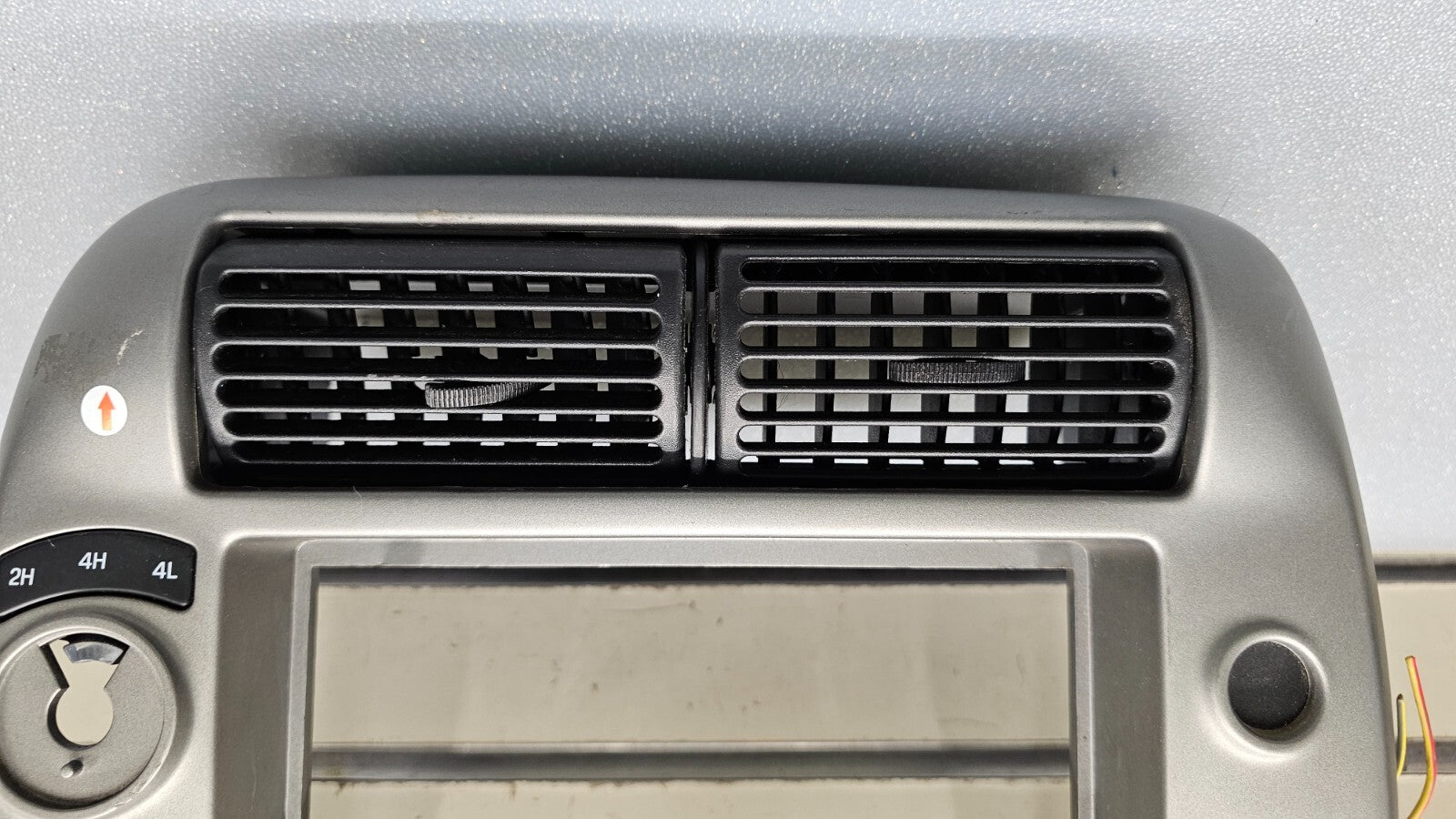 95-10 Ford Ranger EXPLORER Center Dash Radio Trim Surround Bezel Trim SILVER B2