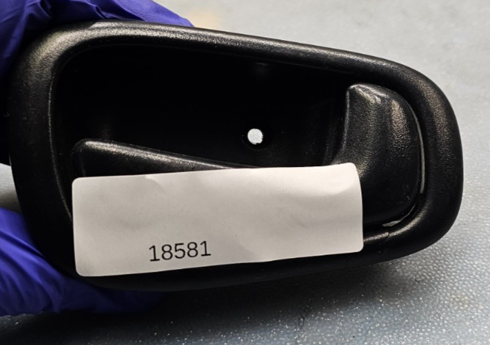 🔥98-02 TOYOTA COROLLA INSIDE HANDLE RIGHT PASSENGER LOCK MANUAL BLACK