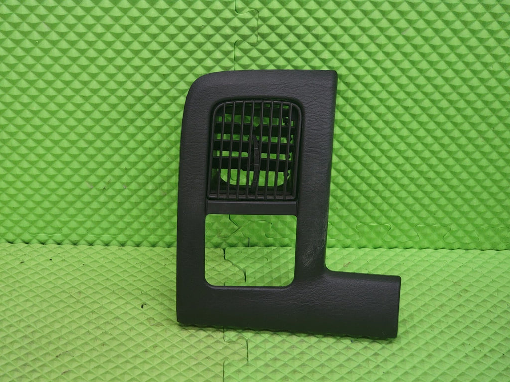 02-05 Dodge RAM Front Left Driver Side A/C Heat Air Vent Taupe BLACK VT7