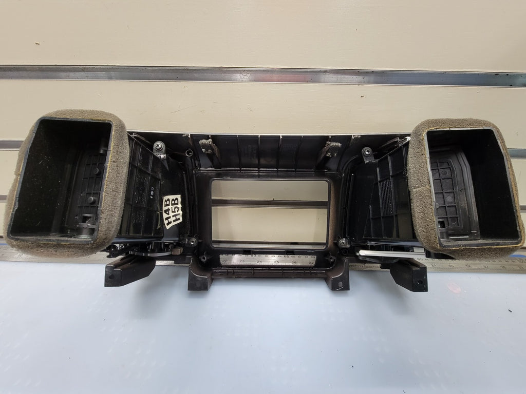 🔥 2007-2009 KIA AMANTI  FRONT DASH RADIO STEREO BEZEL FRAME TRIM PANEL TAN OEM