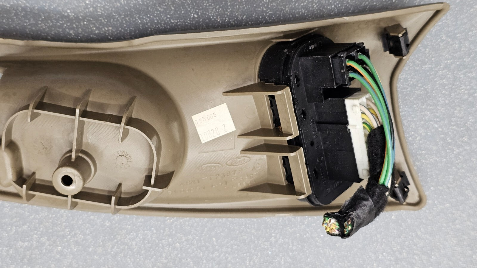 🔥00-07 Ford Focus Left Driver Master Door Window Switch Lock Assembly Tan OEM