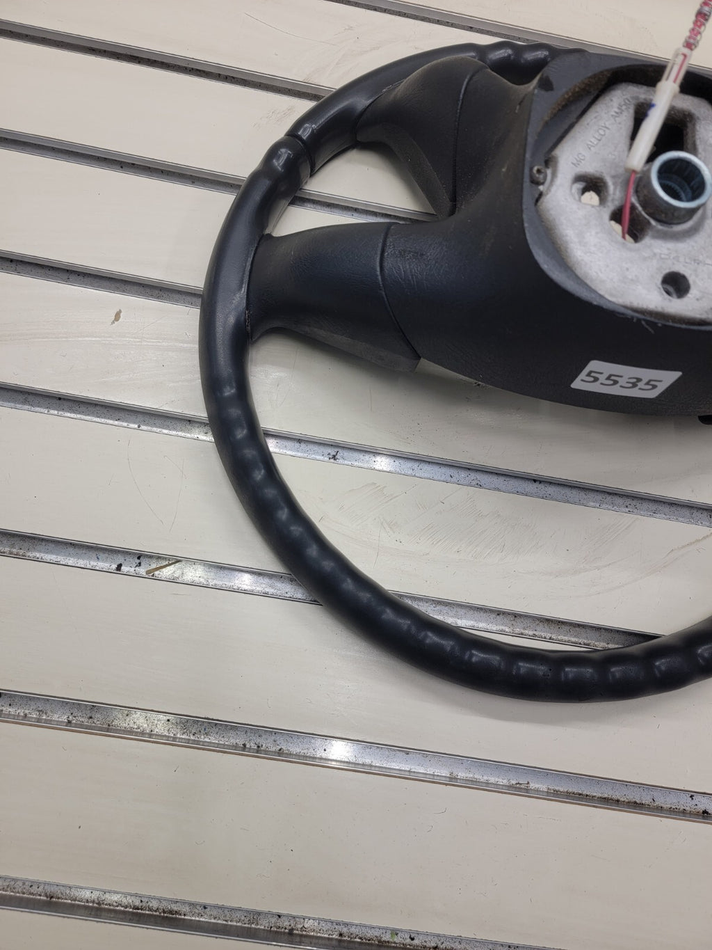 🔥03-06 SILVERADO SIERRA YUKON TAHOE SUBURBAN STEERING WHEEL LEATHER BLACK