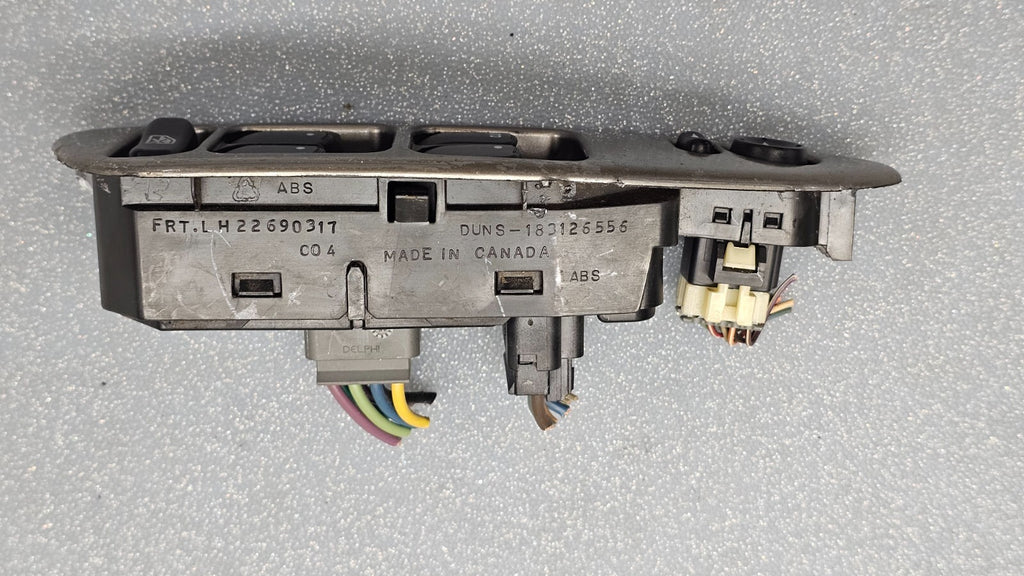 04-07 MALIBU LEFT DRIVER MASTER POWER WINDOW DOOR CONTROL SWITCH ASSEMBLY SILVER