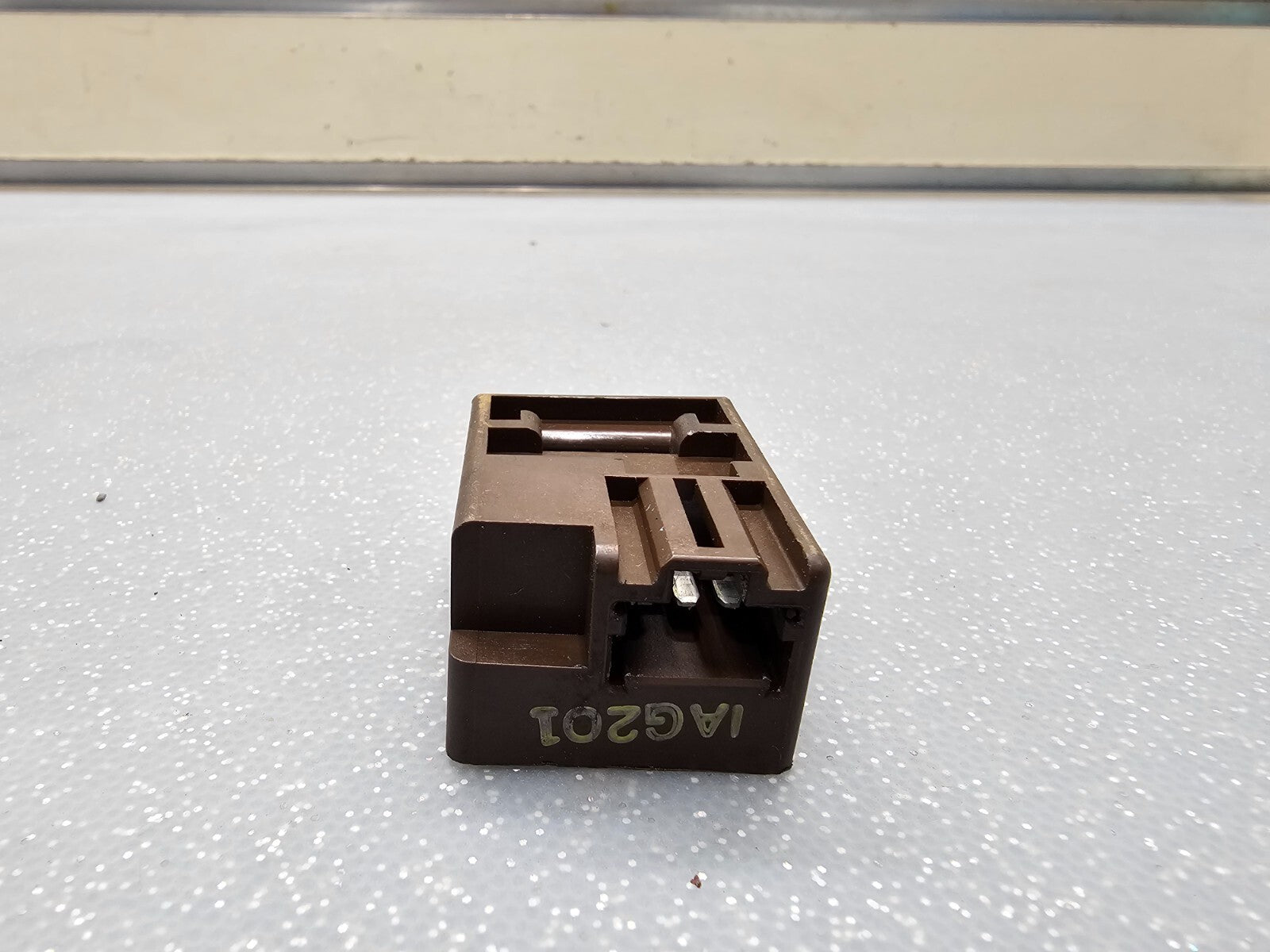 🔥97-01 Honda CR-V Electronic Load Detector ELD Unit Fuse Box OEM
