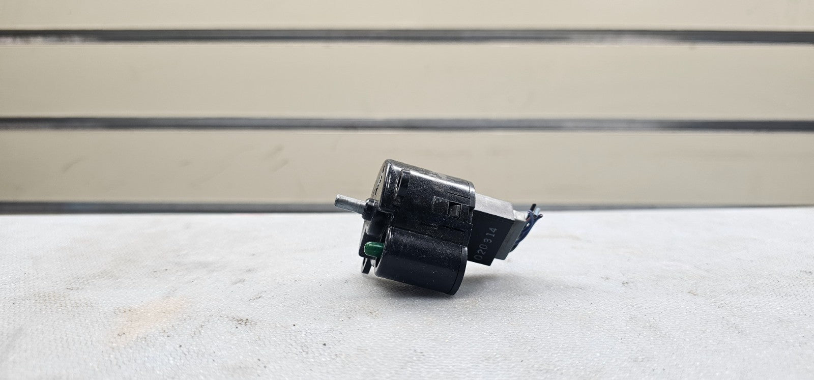 🔥98-03 Ford F150 OEM Transfer Case Control Switch Relay Module 4WD Assembly