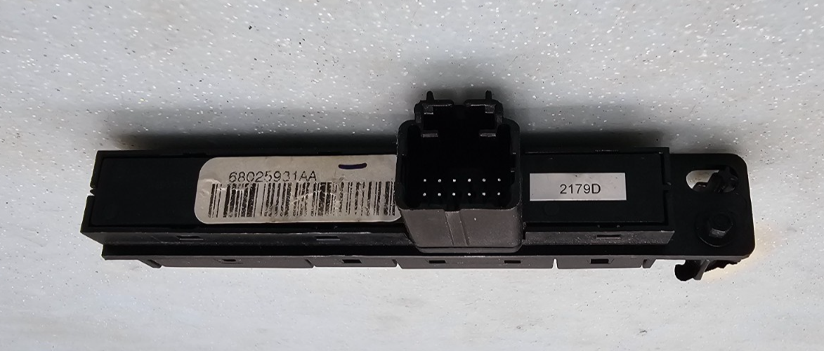 🔥06-08 DODGE MAGNUM CHARGER HAZARD EMERGENCY FLASHER LIGHT SWITCH ASSEMBLY OEM