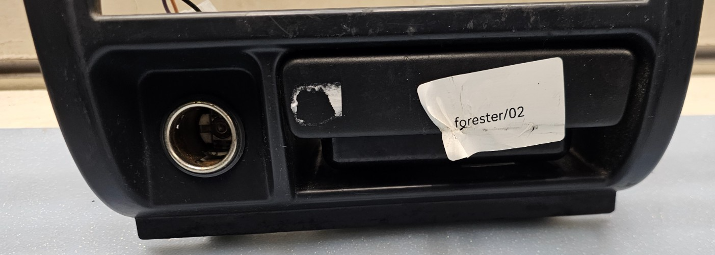 🔥98-02 Subaru Forester 98-01 Impreza Radio Bezel Console Trim Panel Black