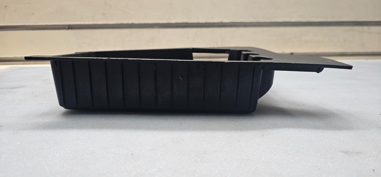 🔥08-12 LIBERTY DODGE NITRO CONSOLE REMOVABLE STORAGE COMPARTMENT TRAY BLACK 