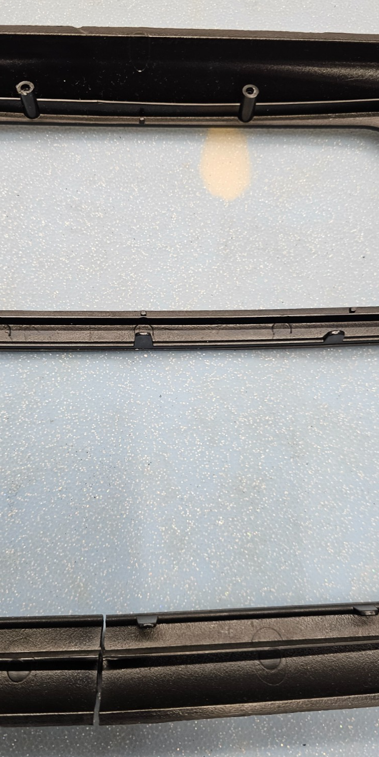 🔥03-06 Stratus Sebring Dash AM FM Radio Stereo Display Trim Panel Bezel Black