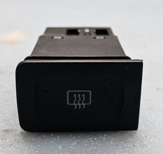 🔥99-05 VW JETTA GOLF REAR DEFROST SWITCH BUTTON OEM