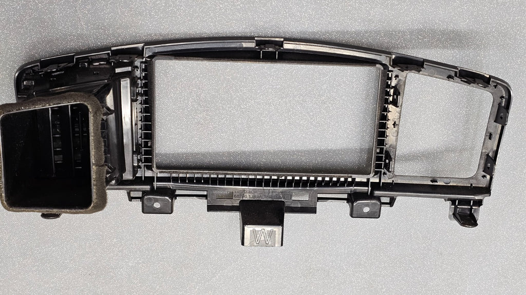 🔥11-17 NISSAN QUEST CENTER DASH AM FM RADIO STEREO TRIM PANEL BEZEL OEM BLACK