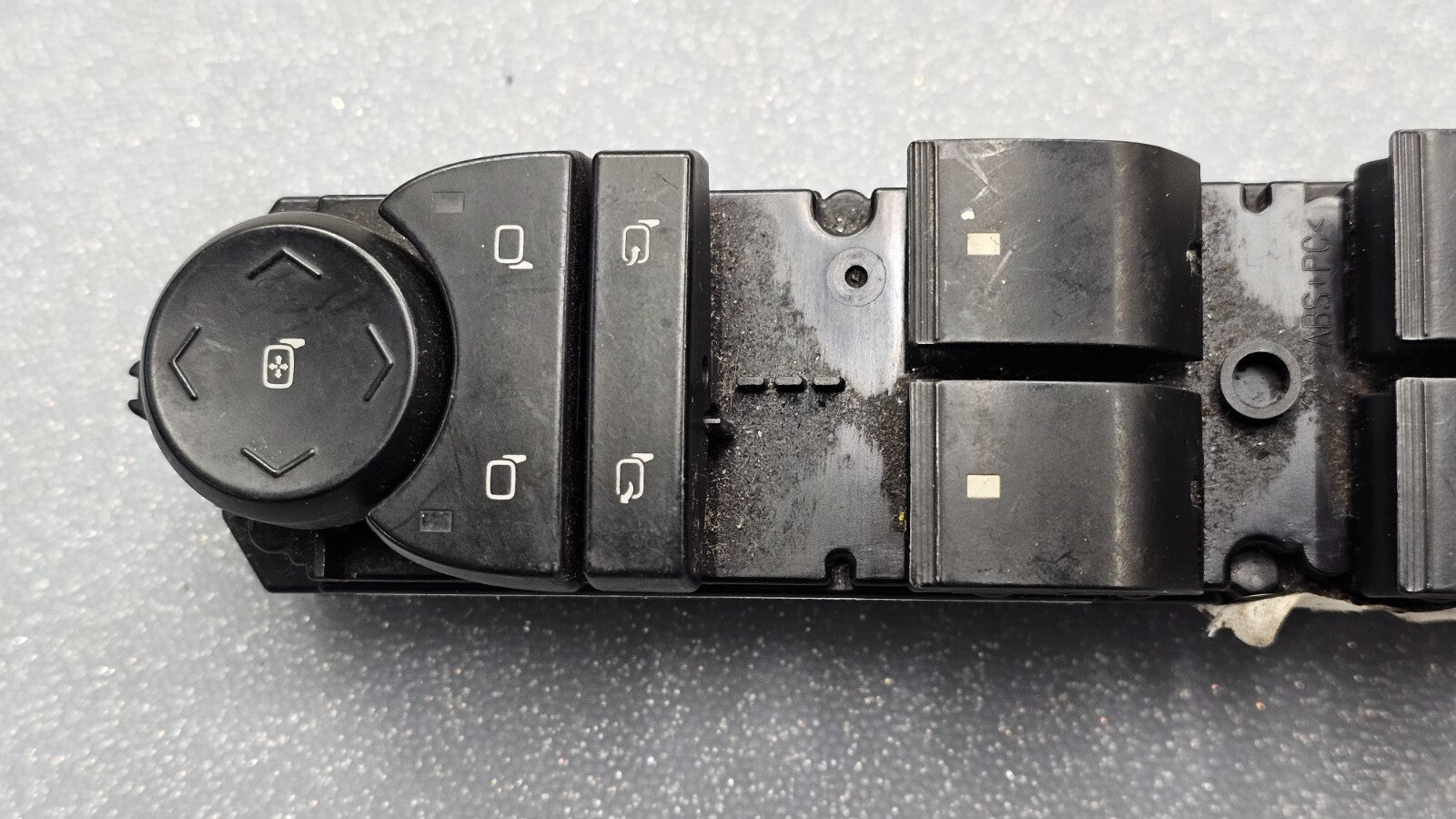 07-14 Silverado Tahoe Yukon Master Left Driver Window Switch Assembly Regulator