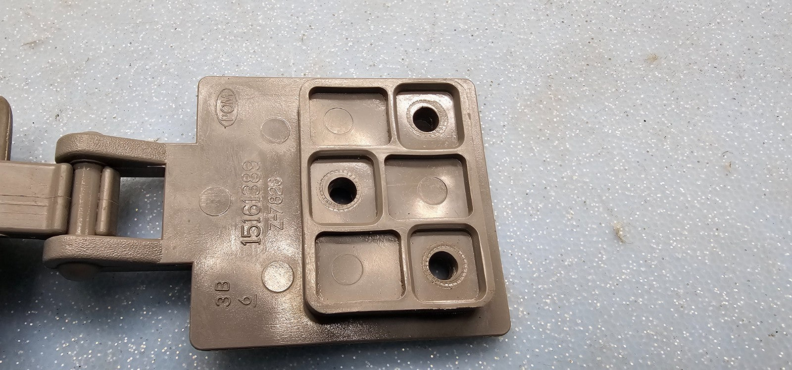 🔥1996-2005 Chevy Astro/GMC Safari Window Latch Grey DRIVERS SIDE