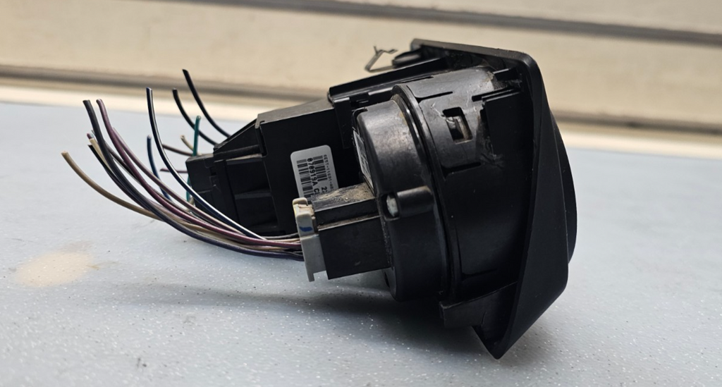 🔥06-09 Fusion Milan Dash Headlight Panel Dimmer Trunk Switch Assembly black