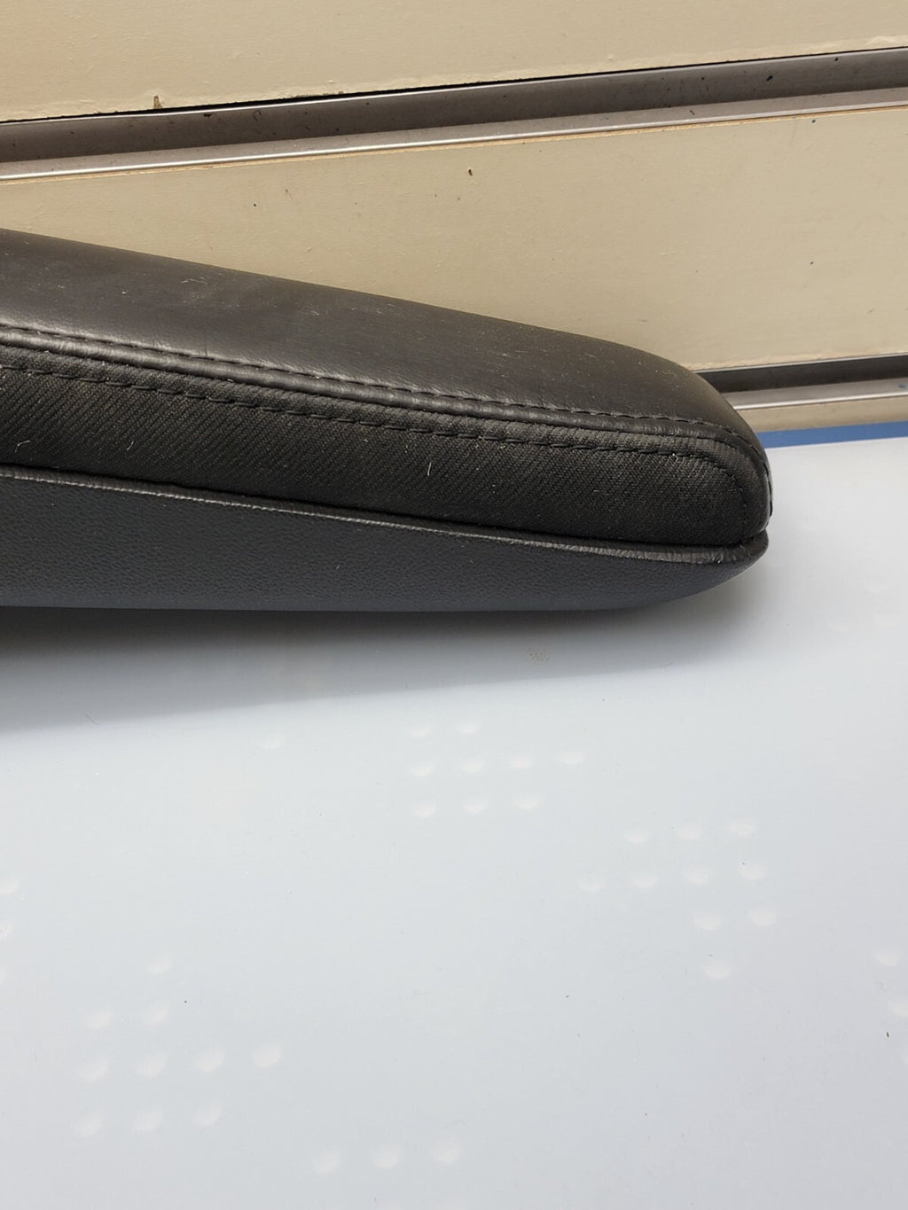 🔥11-20 CARAVAN TOWN & COUNTRY RIGHT PASSENGER SIDE FRONT SEAT ARMREST BLACK
