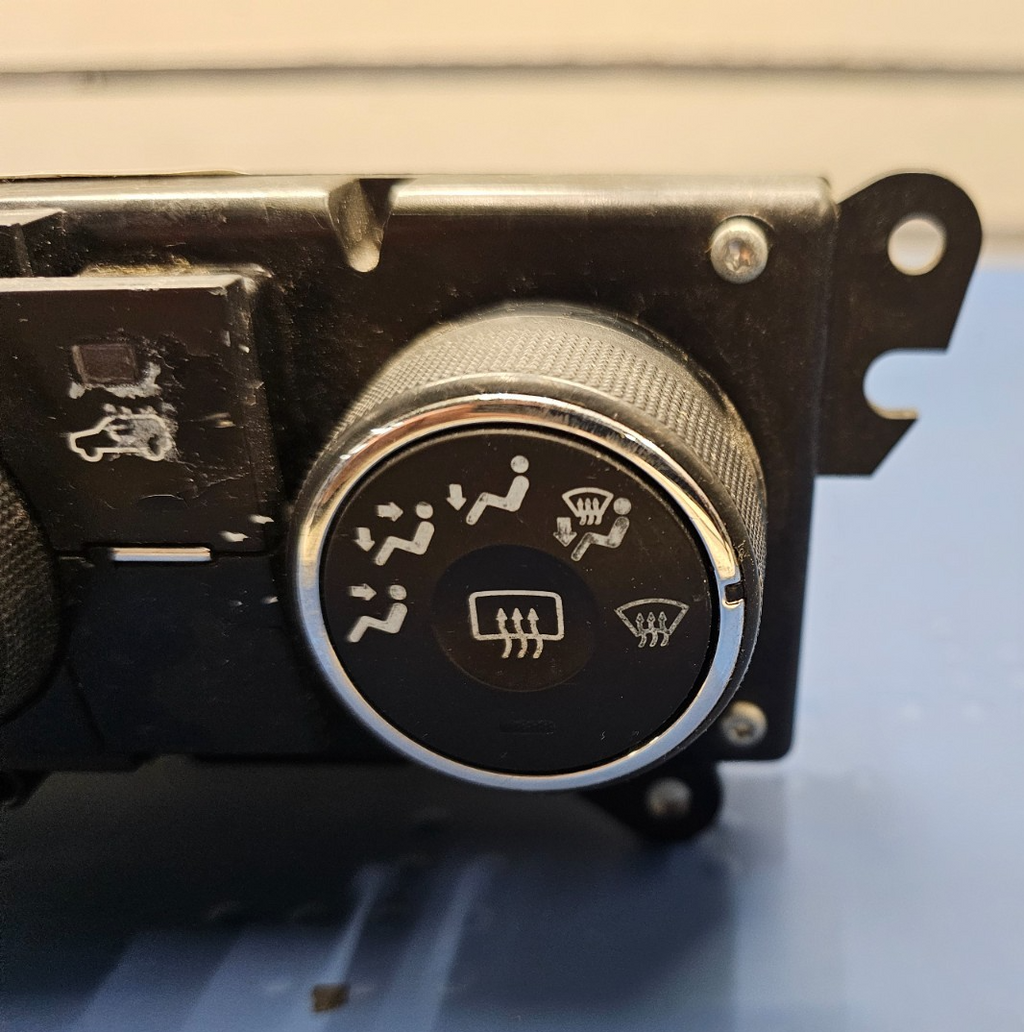 🔥07-09 CHEVY EQUINOX DASH CENTER AC HEATER CLIMATE TEMPERATURE CONTROL UNIT OEM