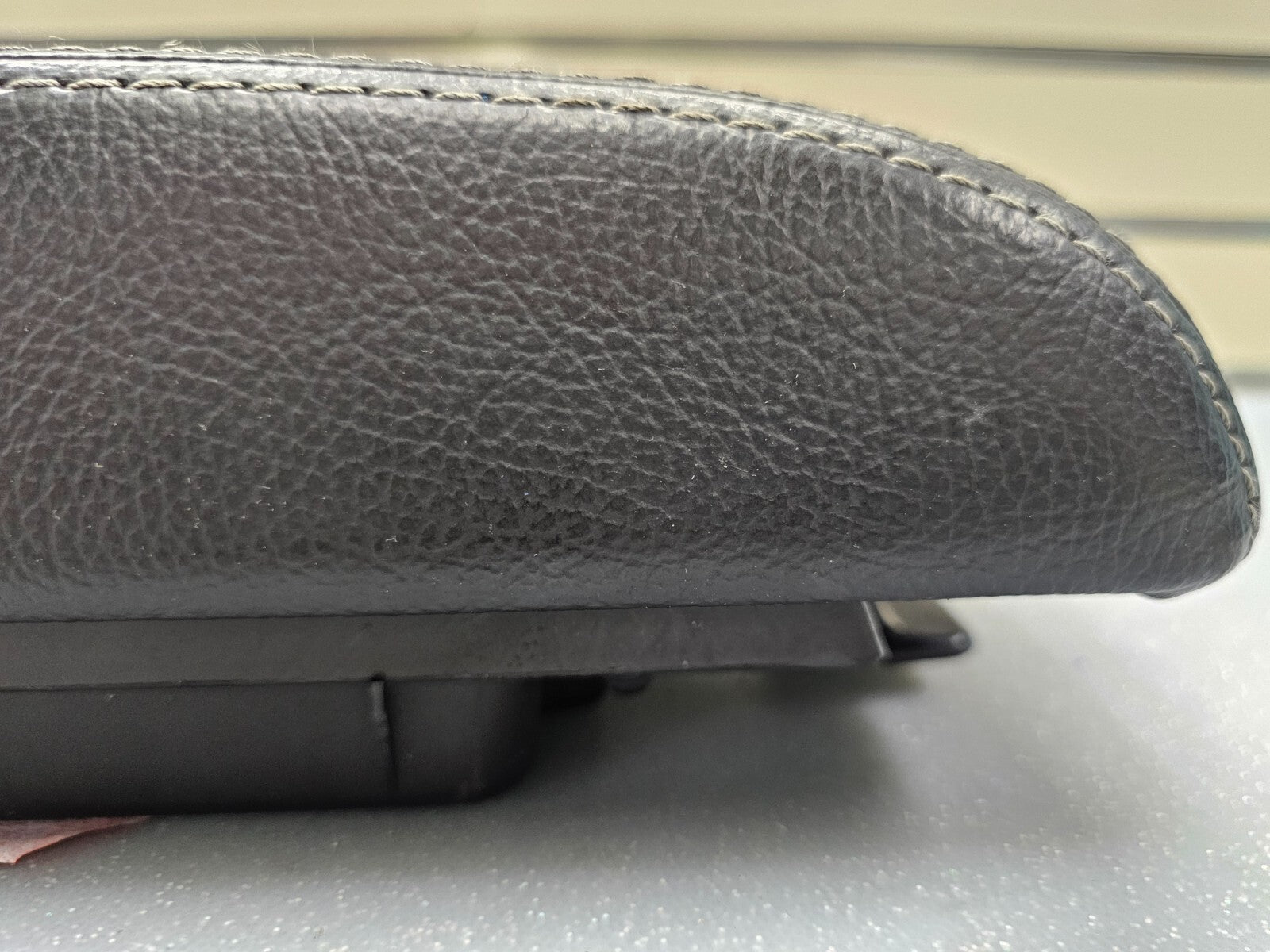 10-12 Fusion Milan Front Center Console Lid Armrest Cover Top Pad Assembly Black