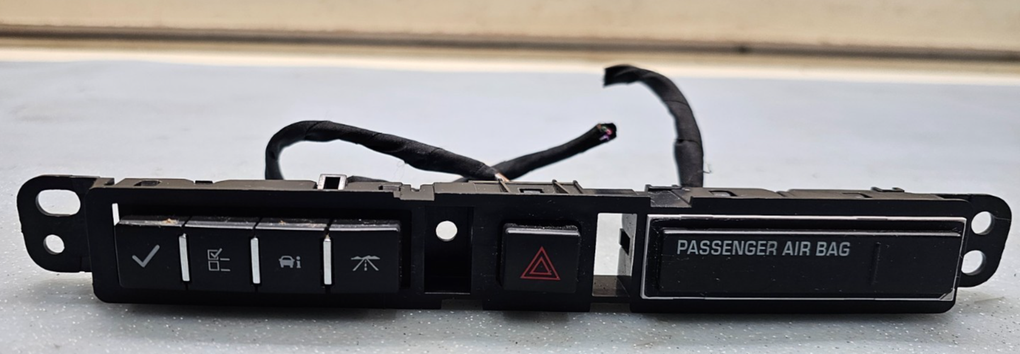 🔥06-24 Acadia Savana Sierra Hazard Light Control Switch Restraint Module PANEL