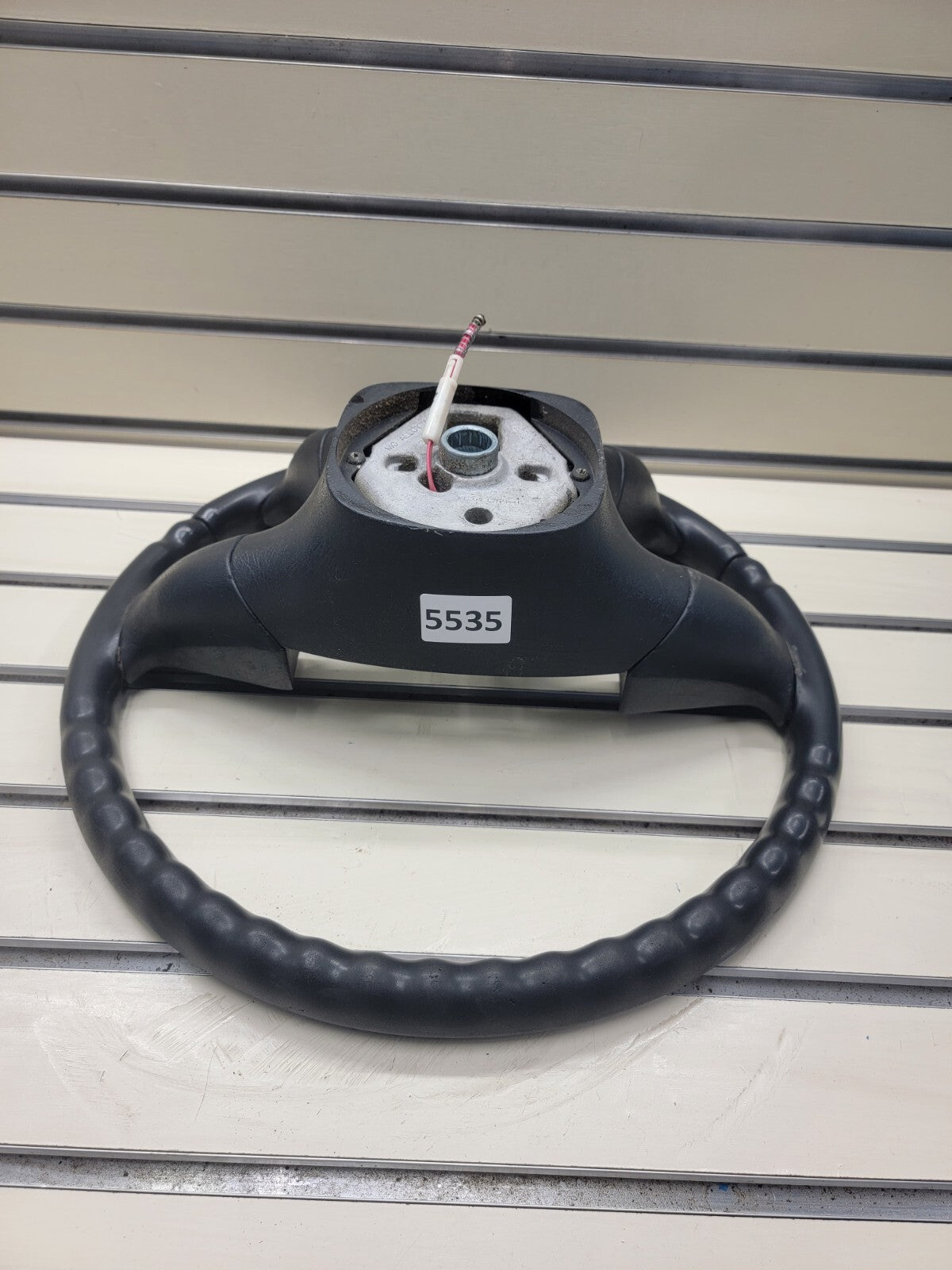 🔥03-06 SILVERADO SIERRA YUKON TAHOE SUBURBAN STEERING WHEEL LEATHER BLACK