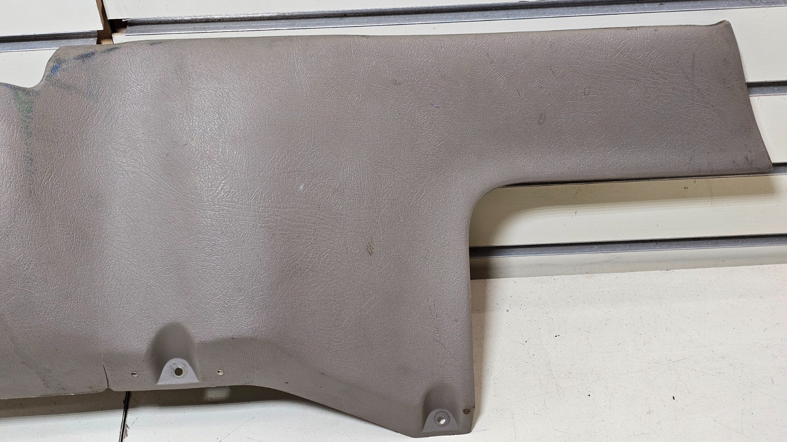 🔥95-99 CHEVY GMC TRUCK CK INSTRUMENT PANEL DASH KNEE BOLSTER PANEL TAN OEM
